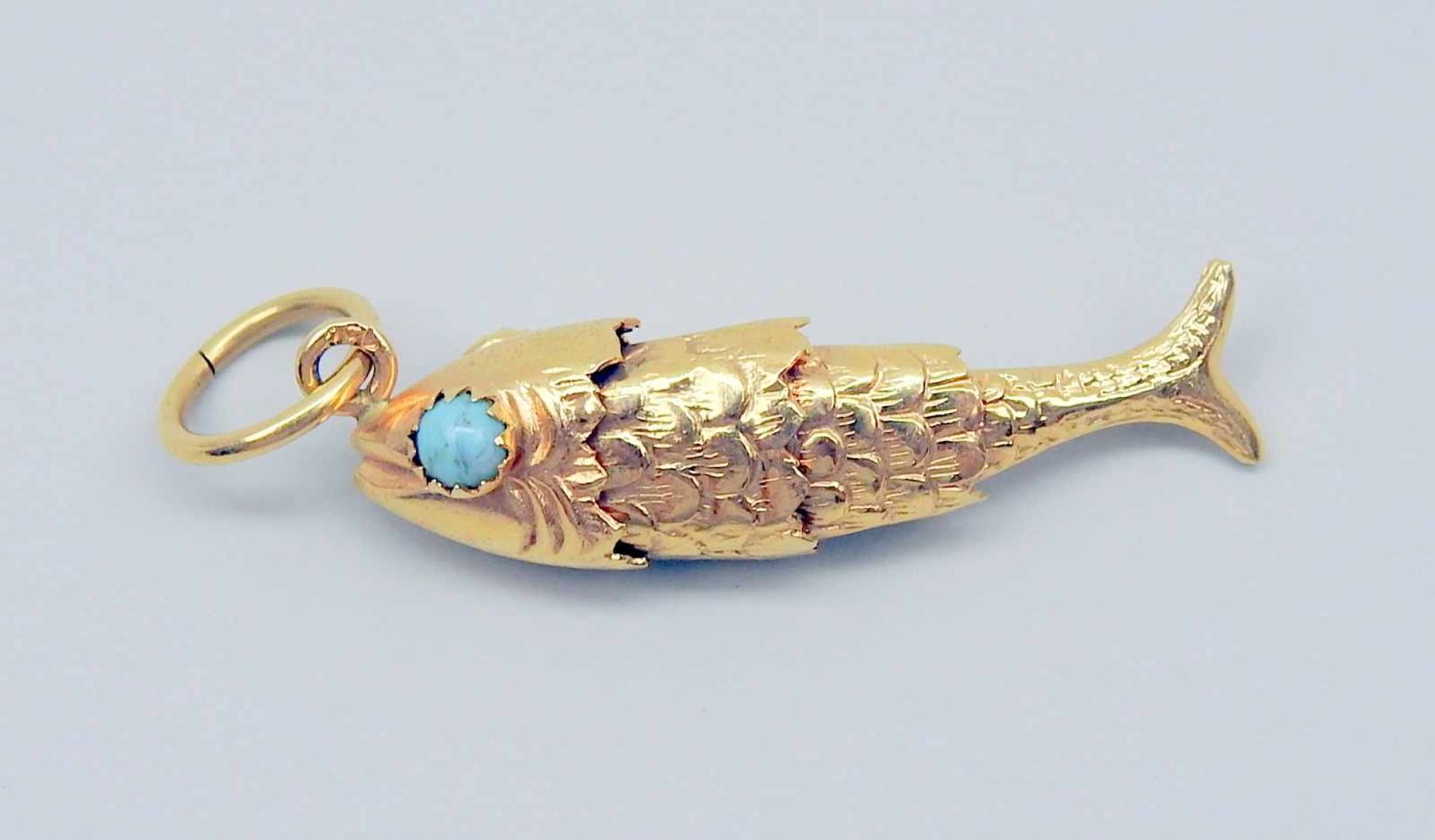 Kleiner Fisch-Anhänger14 K. Gelbgold. Fisch als Anhänger. Deutschland. L ca. 3,5 cm, Gewicht 5,98 g-