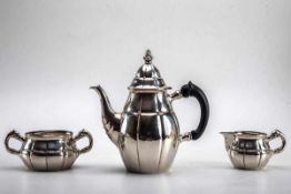 3-teilg.Kaffeeset, Chr. F. Heise, Kopenhagen 1925835er Silber, martelliert. Bestehend aus: