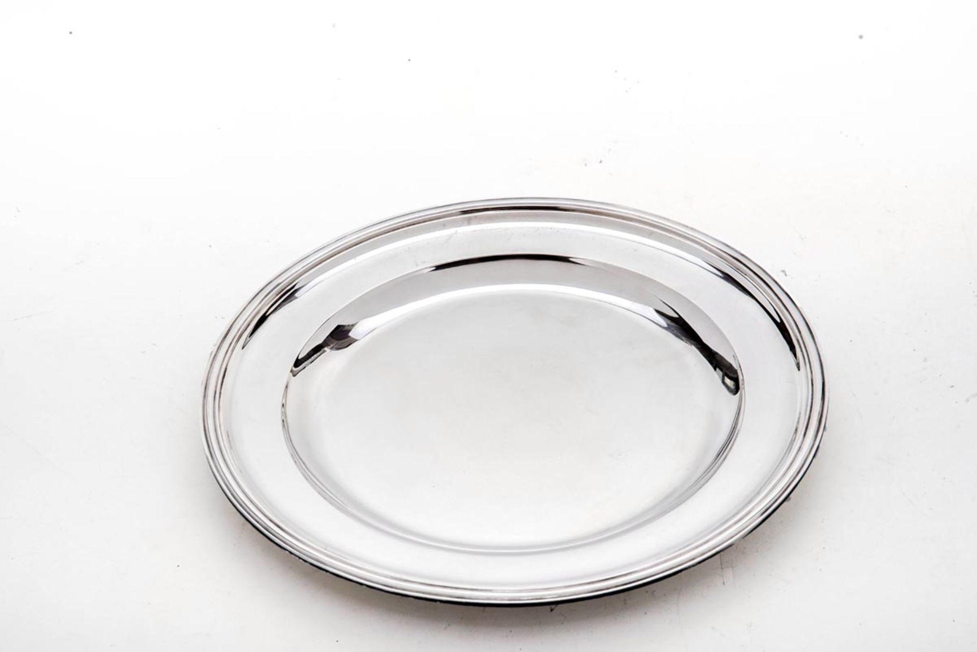 Anbietteller, Wolfers, Brüssel835er Silber. Schlichter runder Spiegel, konisch angeschnittene