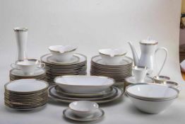 Speise- Kaffeeservice für 12 Personen,Rosenthal60er Jahre, Erstausformung 1954, Entw.: Richard