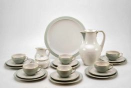 KPM Berlin, Vintage Kaffeeservice, 1950er Jahre22 Teile, Dekor Seladonfont und Goldrand, Marke: