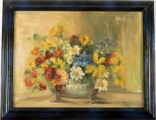 Knoblauch, Carl vonMünchener-Österreichischer Maler um 1920. Stillleben mit Sommerblumen in einer