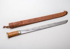 Messer FinnlandLederscheide, sign. L.: 57 cm.