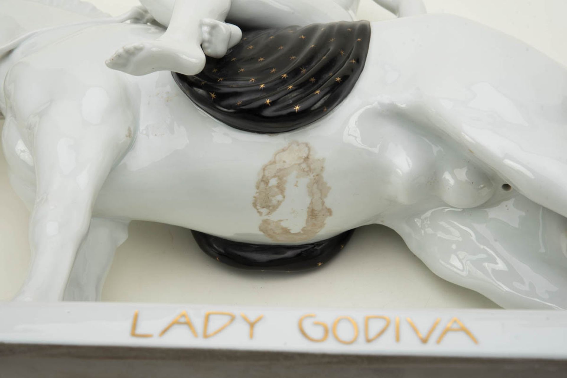 Lady Godiva, H. Grath, Fraureuth um 1920Auf rechteckigem flachem Sockel wird die unbekleidete Lady - Image 5 of 5