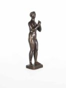 Ernst Gottschalk1877 - 1942Stehender AktBronze; H 26 cm; bezeichnet "E. Gottschalk"Ernst