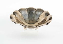 Germany, 1st half of the 20th centuryBowl with ball feetSilver; Diameter 29 cm, H 10.5 cm;