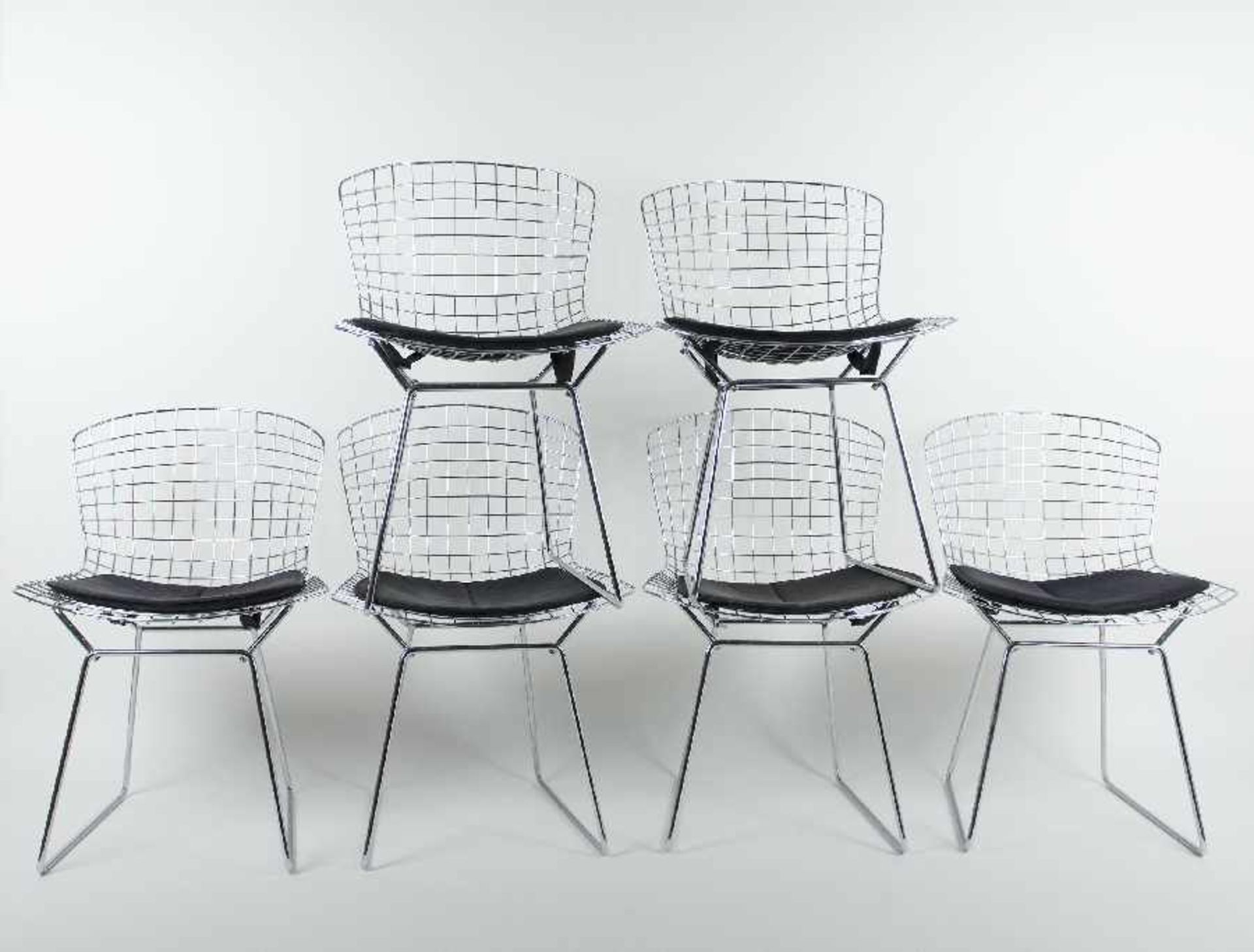 Harry Bertoia1915 San Lorenzo/Italien - 1978 Pennsylvania6 Swing chairsStainless steel, chrome-