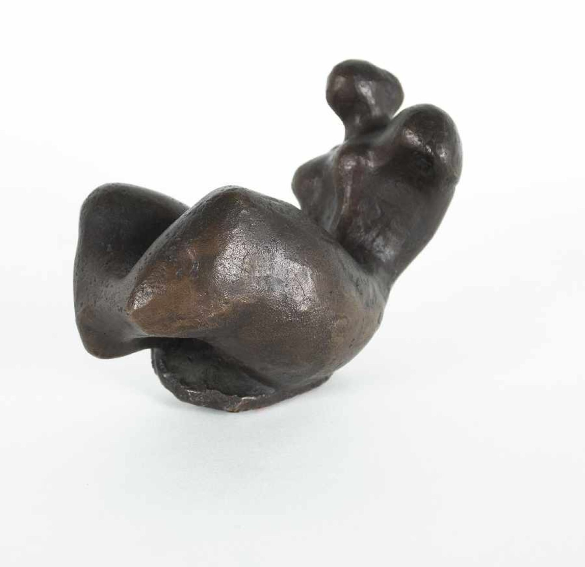 Curt Beckmann1901 - 1970Lying nudeBronze; H 14 cm, verso with the monogram ''GB''Curt Beckmann1901 - - Bild 3 aus 3