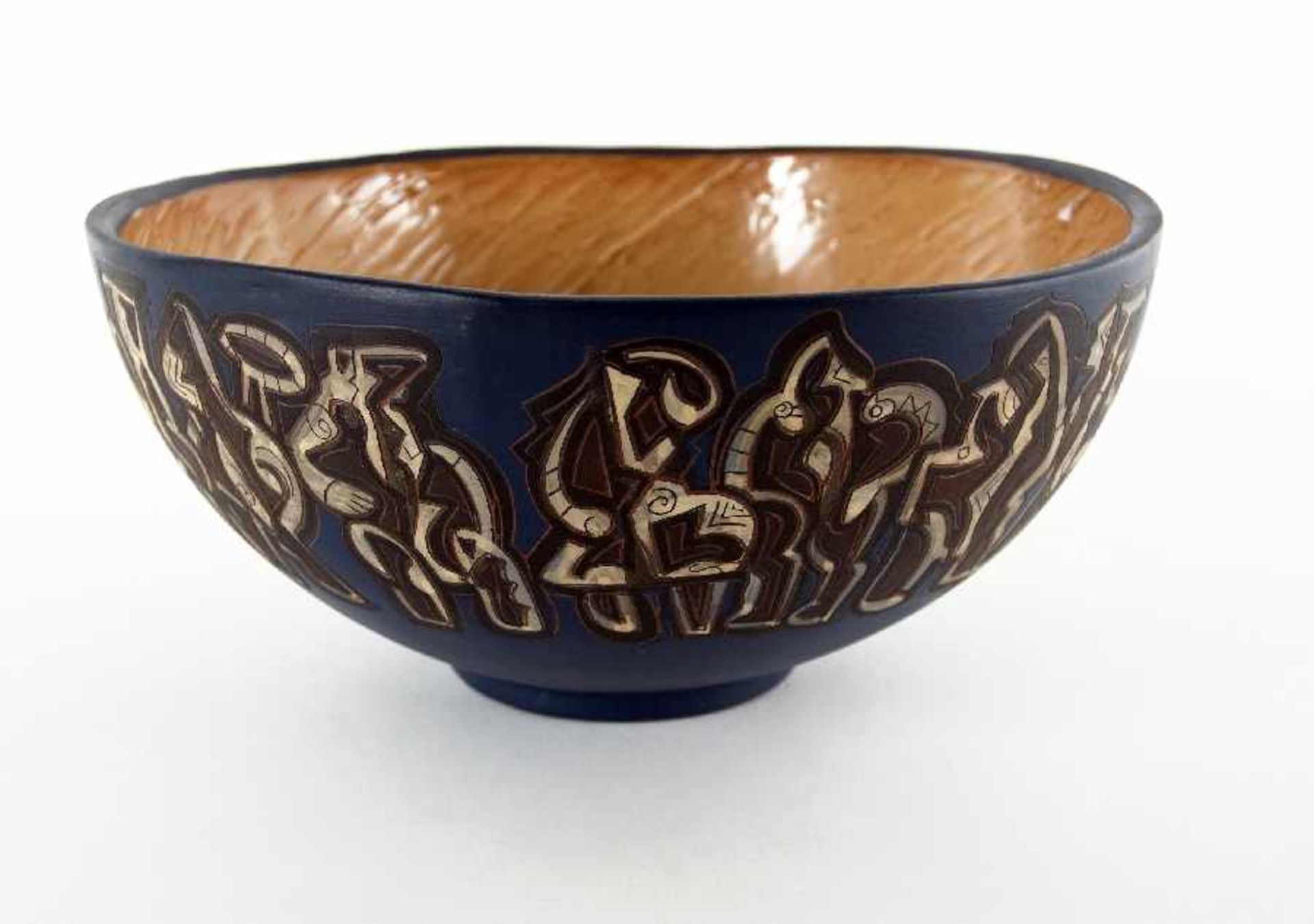 Can KinotoBowl with figurative ornamentCeramic, glazed in color and incised decoration; Diameter