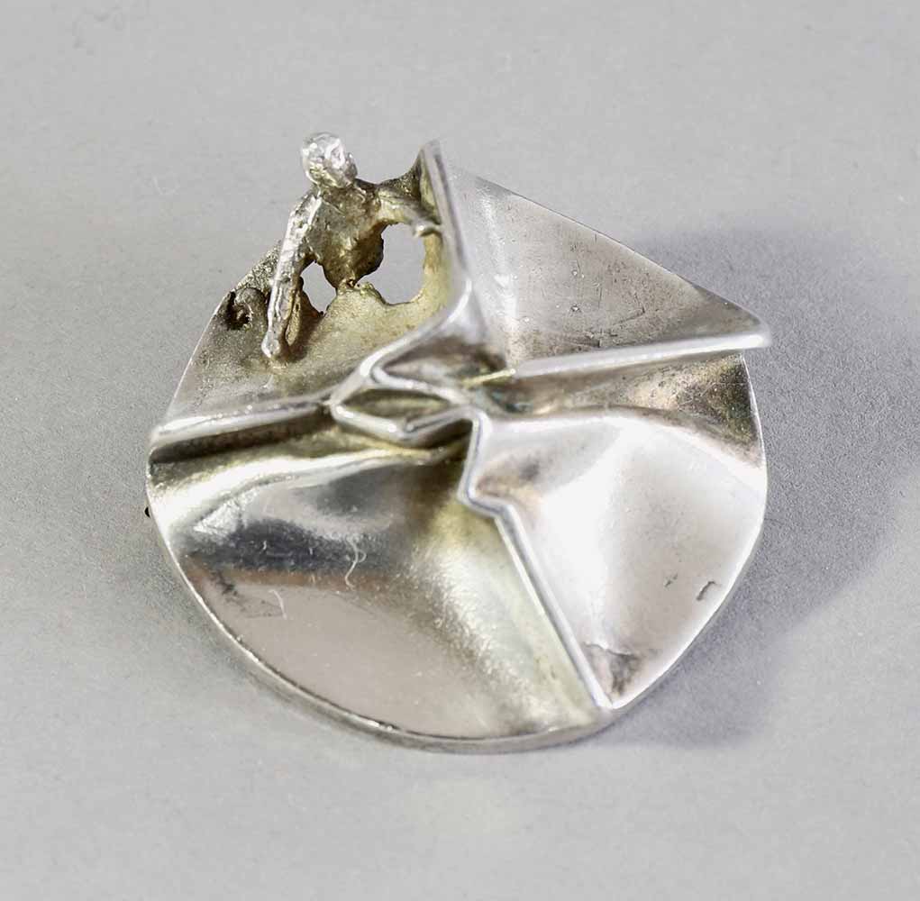 Björn WeckströmLapponia, HelsinkiLapponia, Silver, Brooch, BroscheBrosche. Silber. Reliefiertes - Image 2 of 2