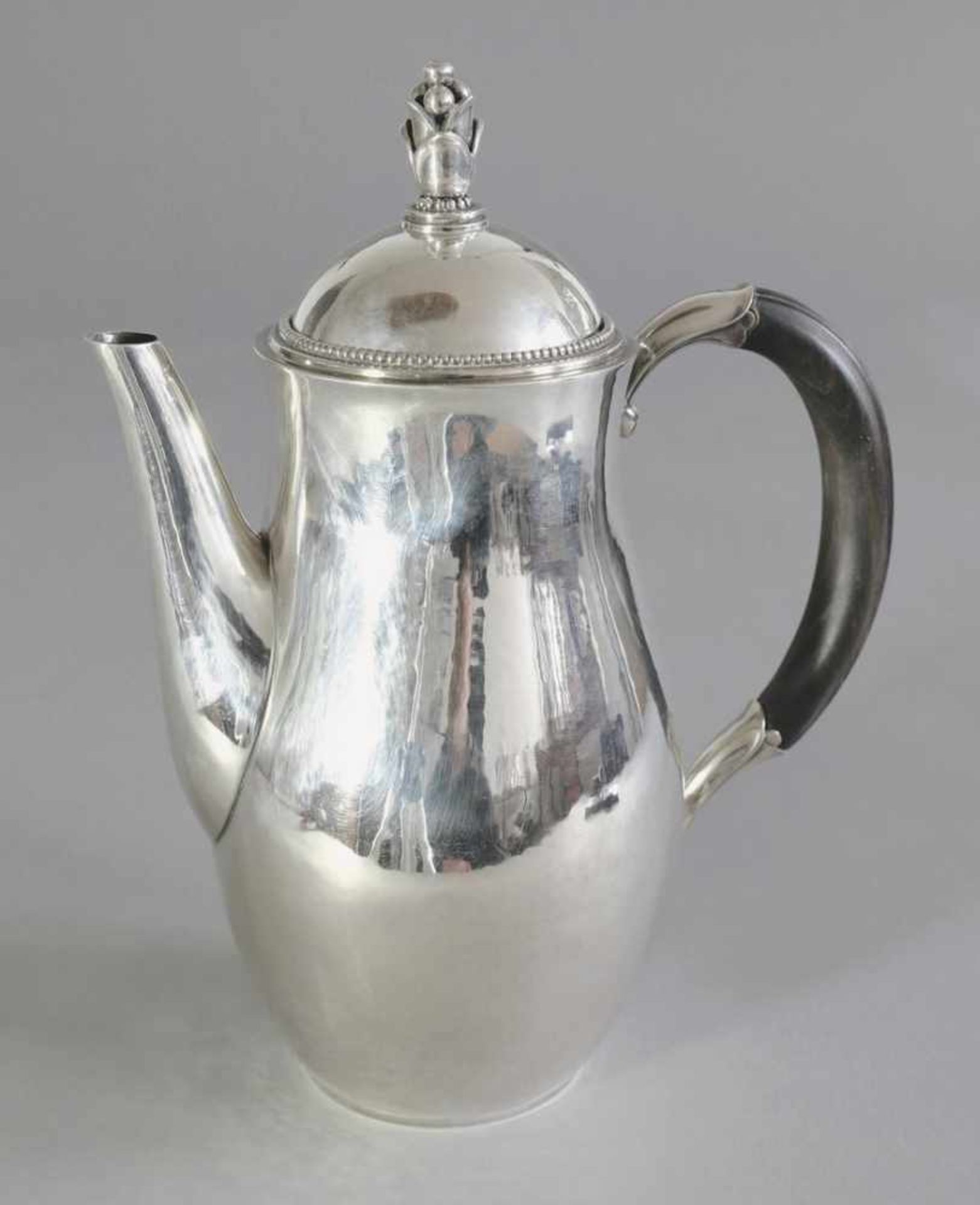 Harald NielsenGeorg Jensen, Kopenhagen1927-1932Kaffeekanne. Entwurf 1927. Ausführung 1927-1932.