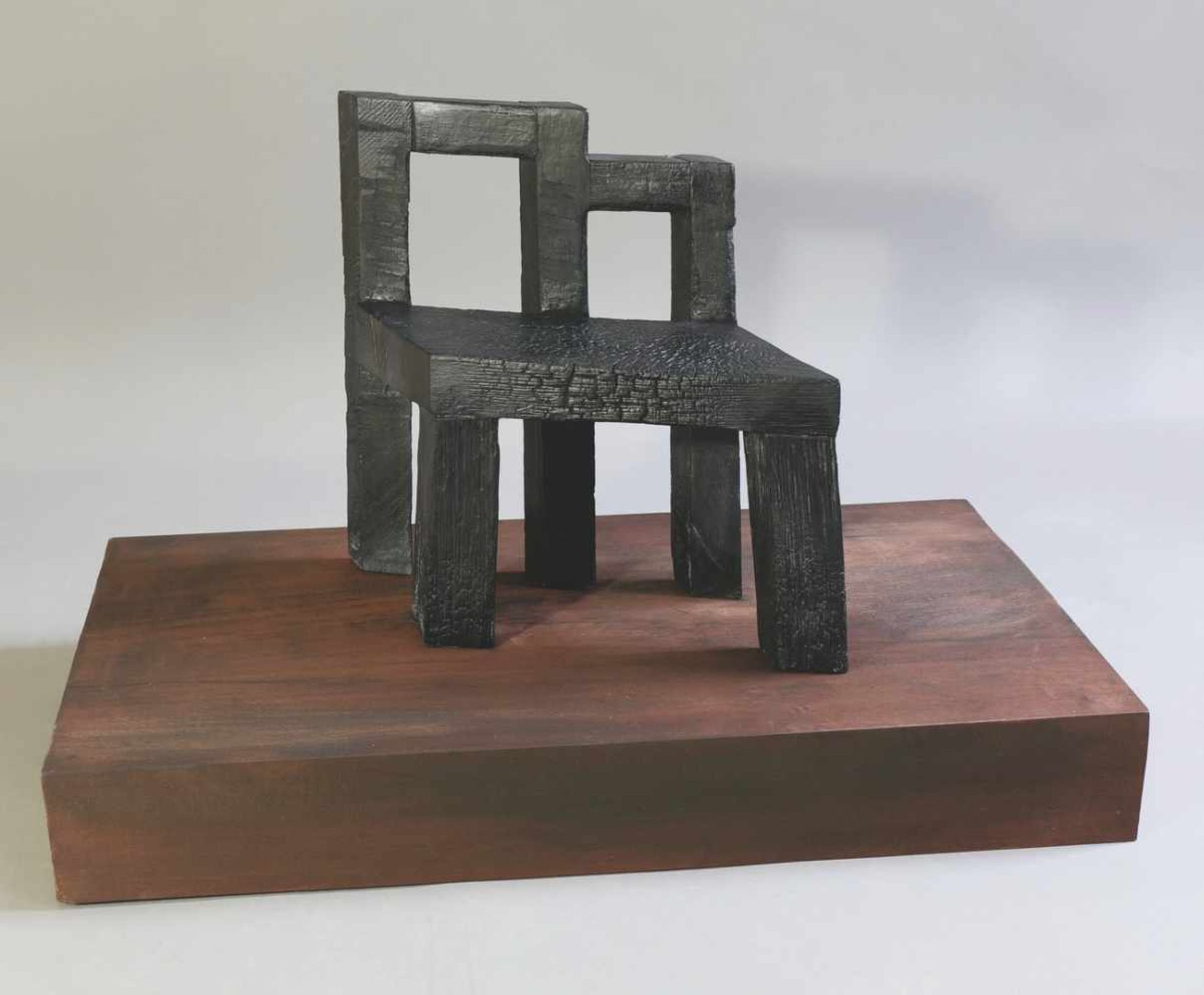 Magdalena Jetelová, (*1946)Stühle. Holz. 52 x 48 x 81 cm. Unterseitig signiert und mit Maßstabs- und - Image 2 of 3