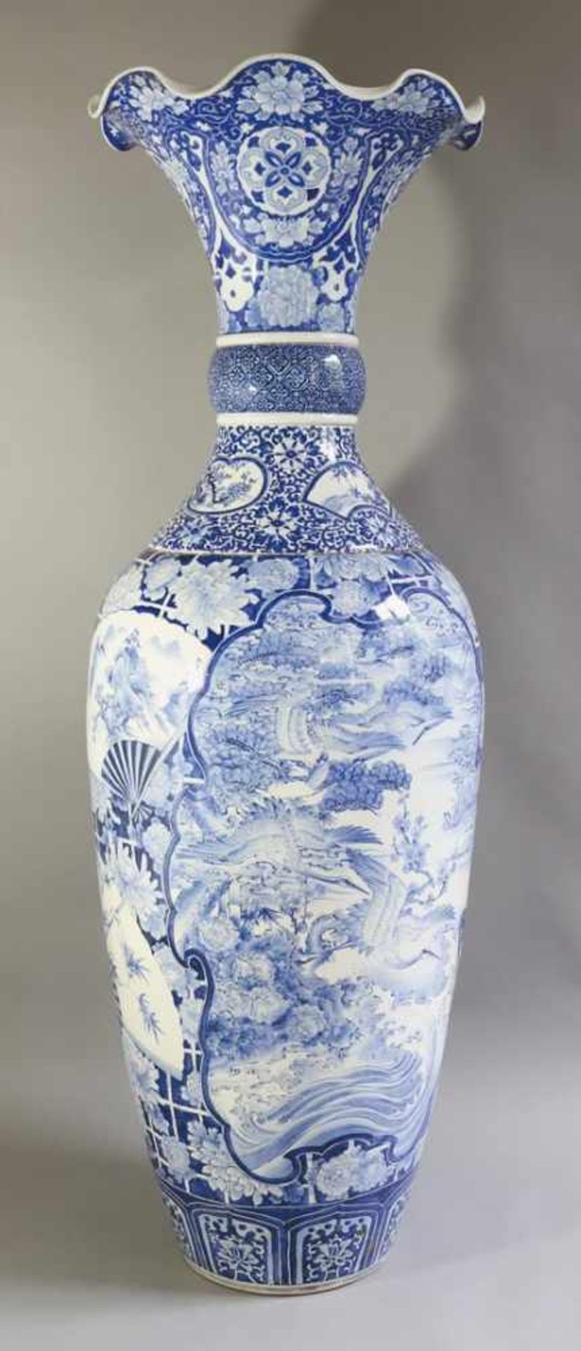 Große Meiji Bodenvase XXLJapanMeiji PeriodGroße Bodenvase XXL. Meiji Periode, Ende 19. - Bild 2 aus 5