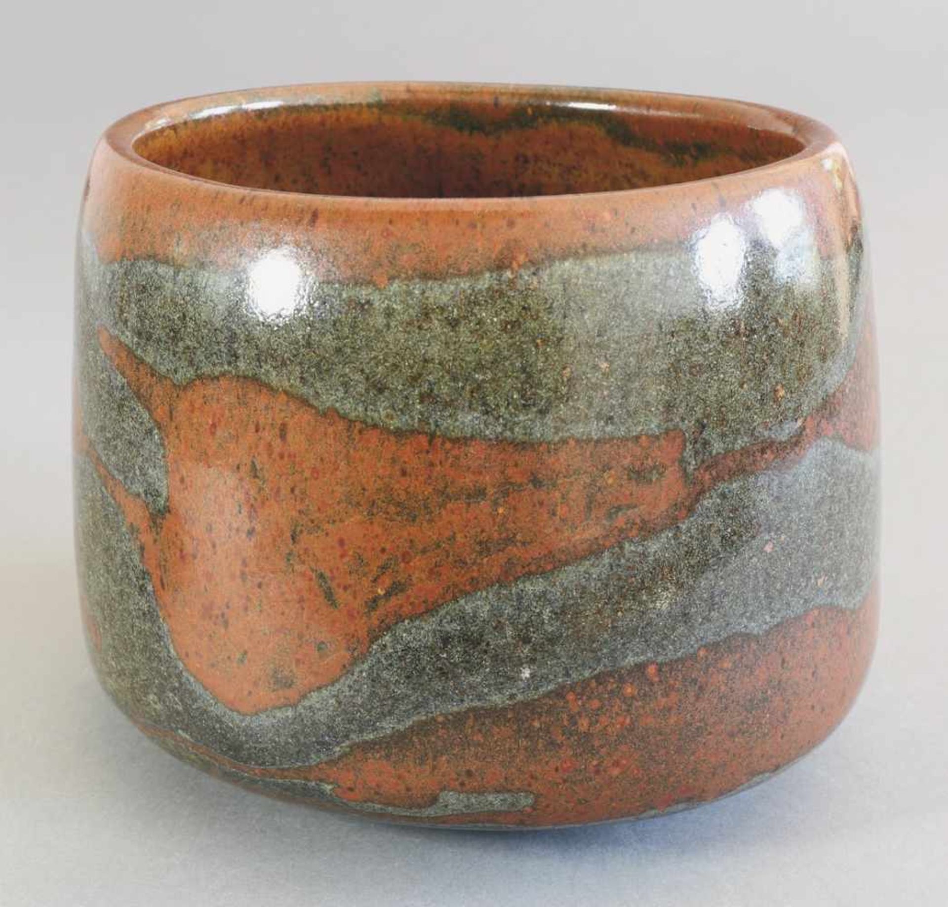Karl Scheid1967Großes Gefäß/ Vase. 1967. Steinzeug. Rostbraune mehrtonig strukturierte Glasur mit