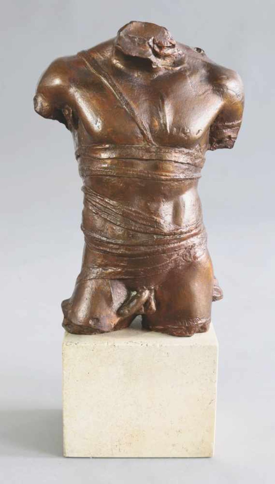 Igor Mitoraj, (1944-2014)about 1978Grepol. Um 1978. Bronze, patiniert. Travertinsockel. H. 42 cm.