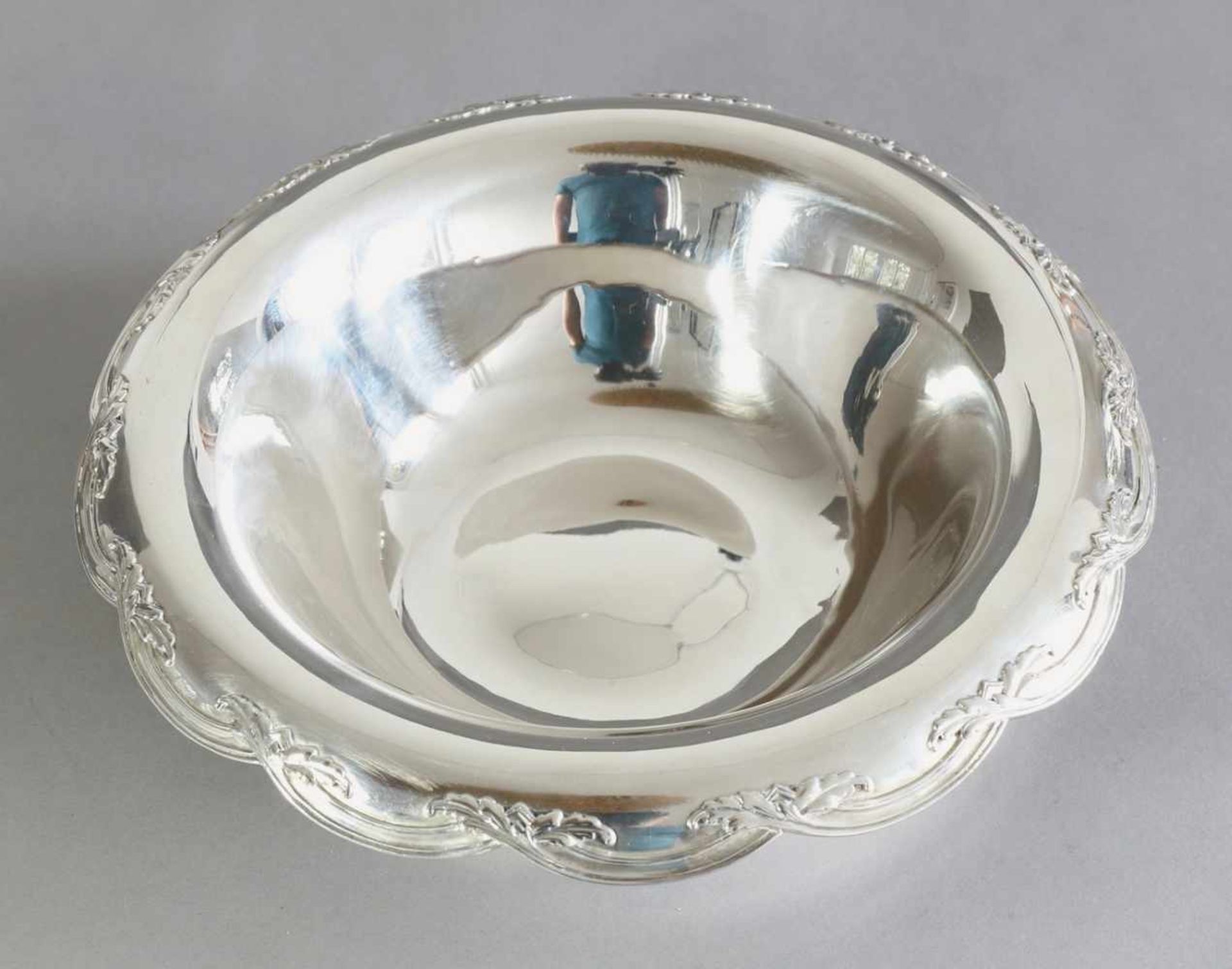 Tiffany & Co., New York1907-1947Schale. Design 1898/1899. Ausführung 1907-1947. Silber. Am Rand - Image 3 of 3