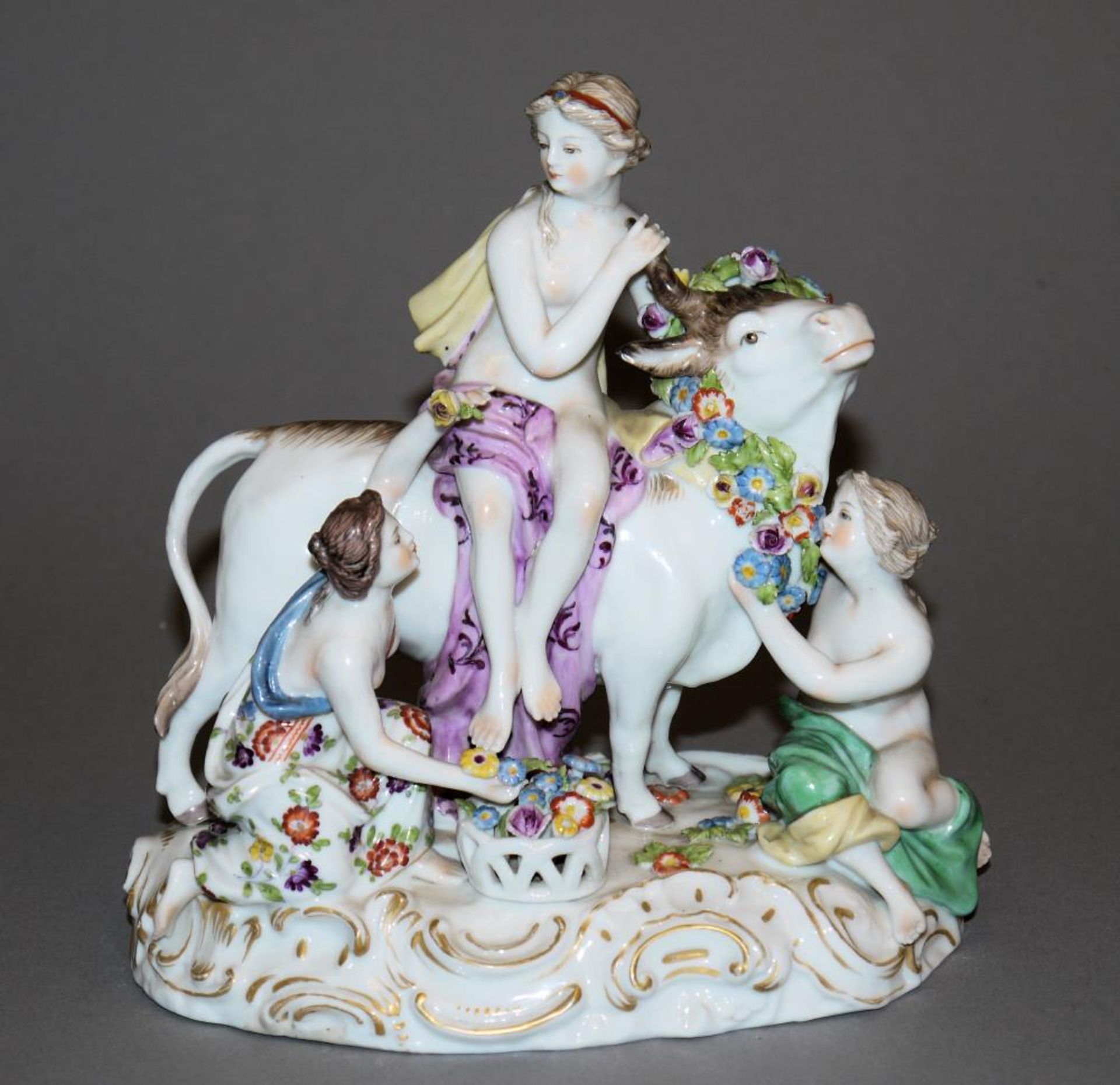 Porzellanplastik Europa auf dem Stier, Frankenthal, 1770-1790 Europa auf dem Stier, das von jungen