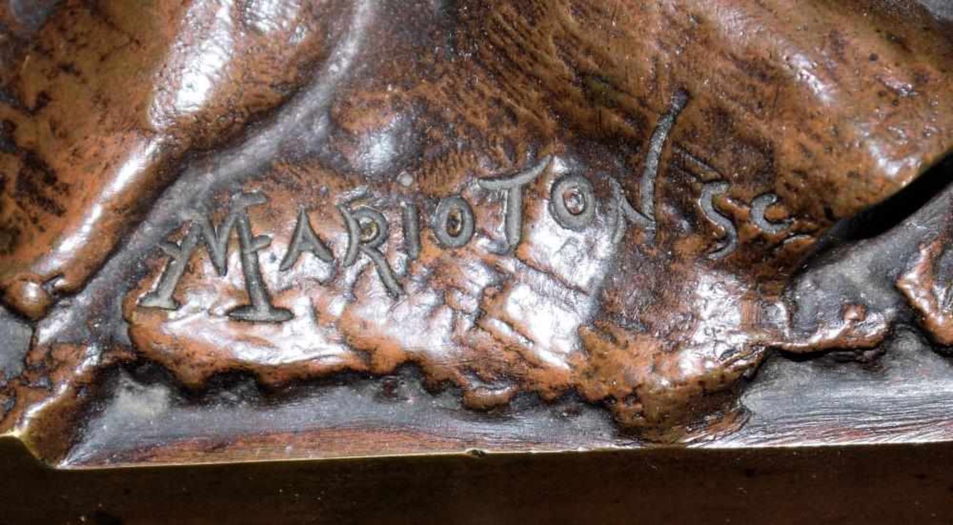 Claudius Marioton, Bronzeplastik Harlekin Claudius Marioton, 1844 - 1919, leicht gebeugt - Bild 2 aus 2