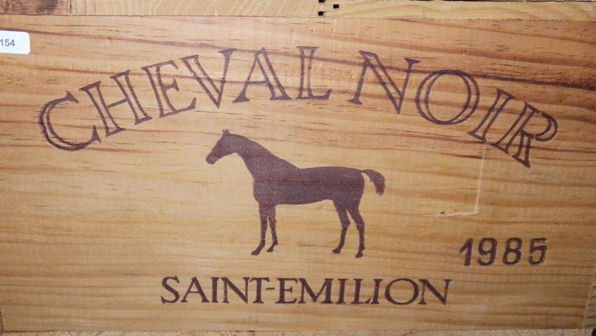 Cheval Noir 1985, 12 Flaschen originalverpackt in Holzkiste Saint-Émilion, Mähler-Besse S.A.