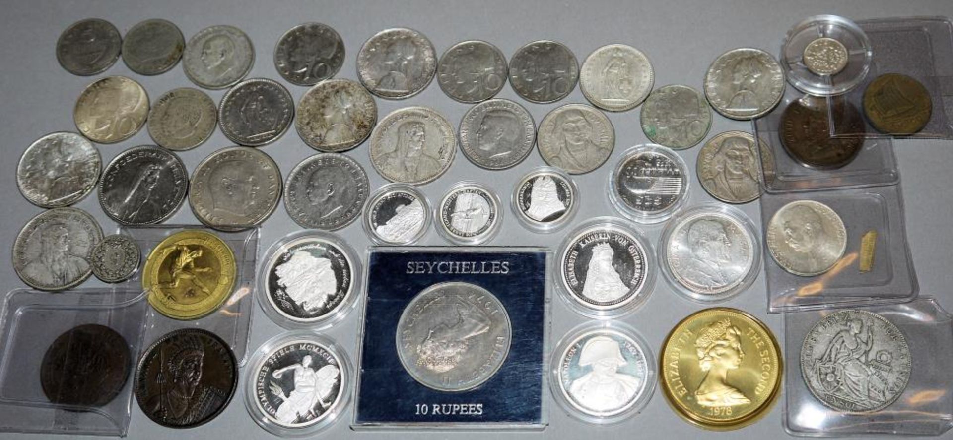 13 Silber – Gedenkmünzen & 25 ältere Silbermünzen alle Welt Napoleon I , Olympiade 1992, Tomas G.