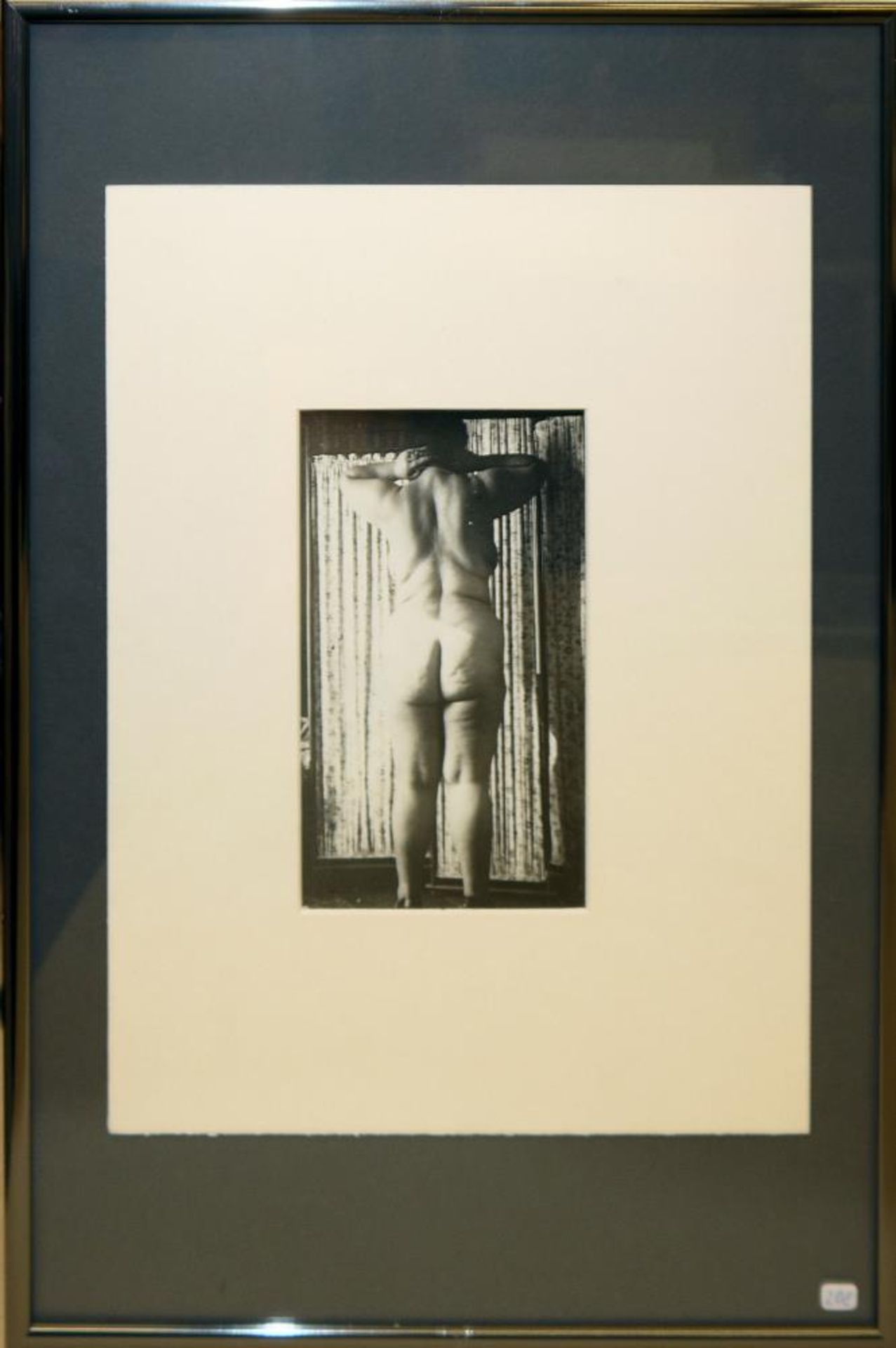 Josef Steiner, Frauen in Rückenansicht, 2 Zeichnungen u. 1 Radierung, gerahmt Josef Steiner, - Image 11 of 11