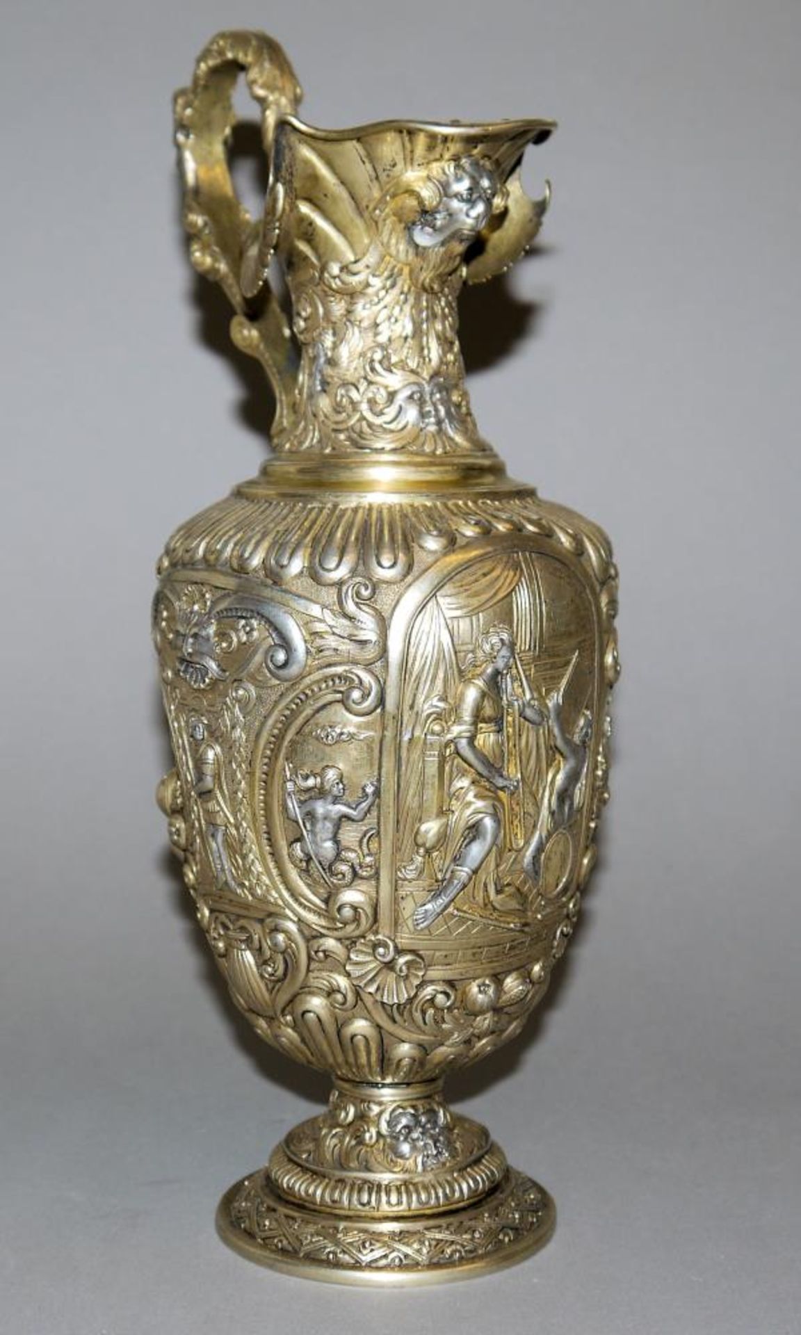 Renaissance-Stil-Kanne des Historismus um 1870/80, Silber Silber, gepr., vergoldet,