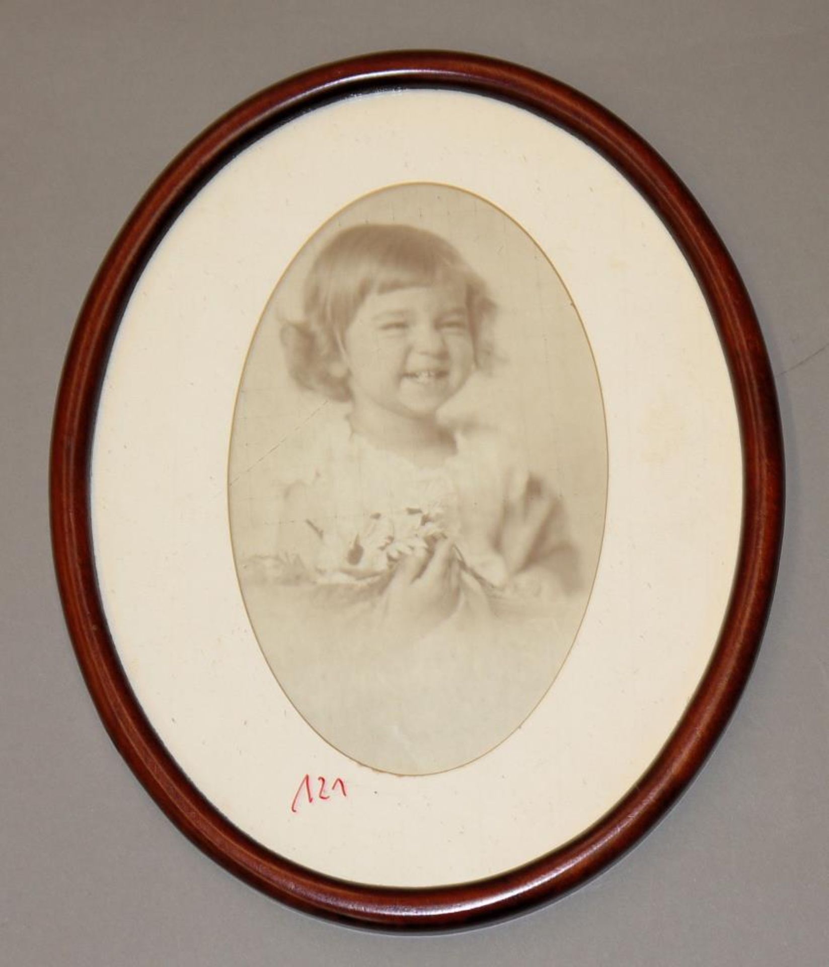 Josef Steiner, Drei Kinderportraits, 2 Radierungen u. 1 Kohlezeichnung von 1925, gerahmt Josef - Bild 9 aus 9