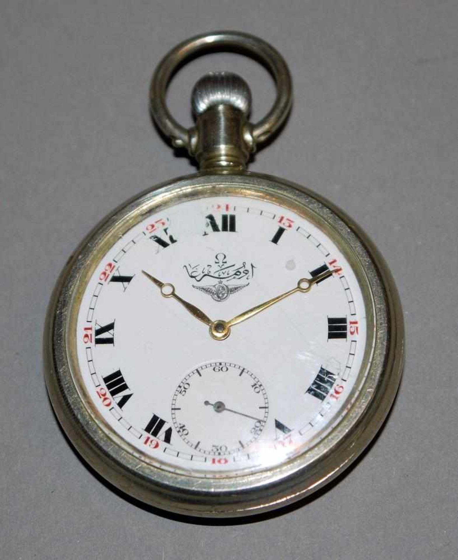 Seltene Omega-Taschenuhr der Türkischen Eisenbahn um 1925/30 Verschraubtes Nickelgehäuse,