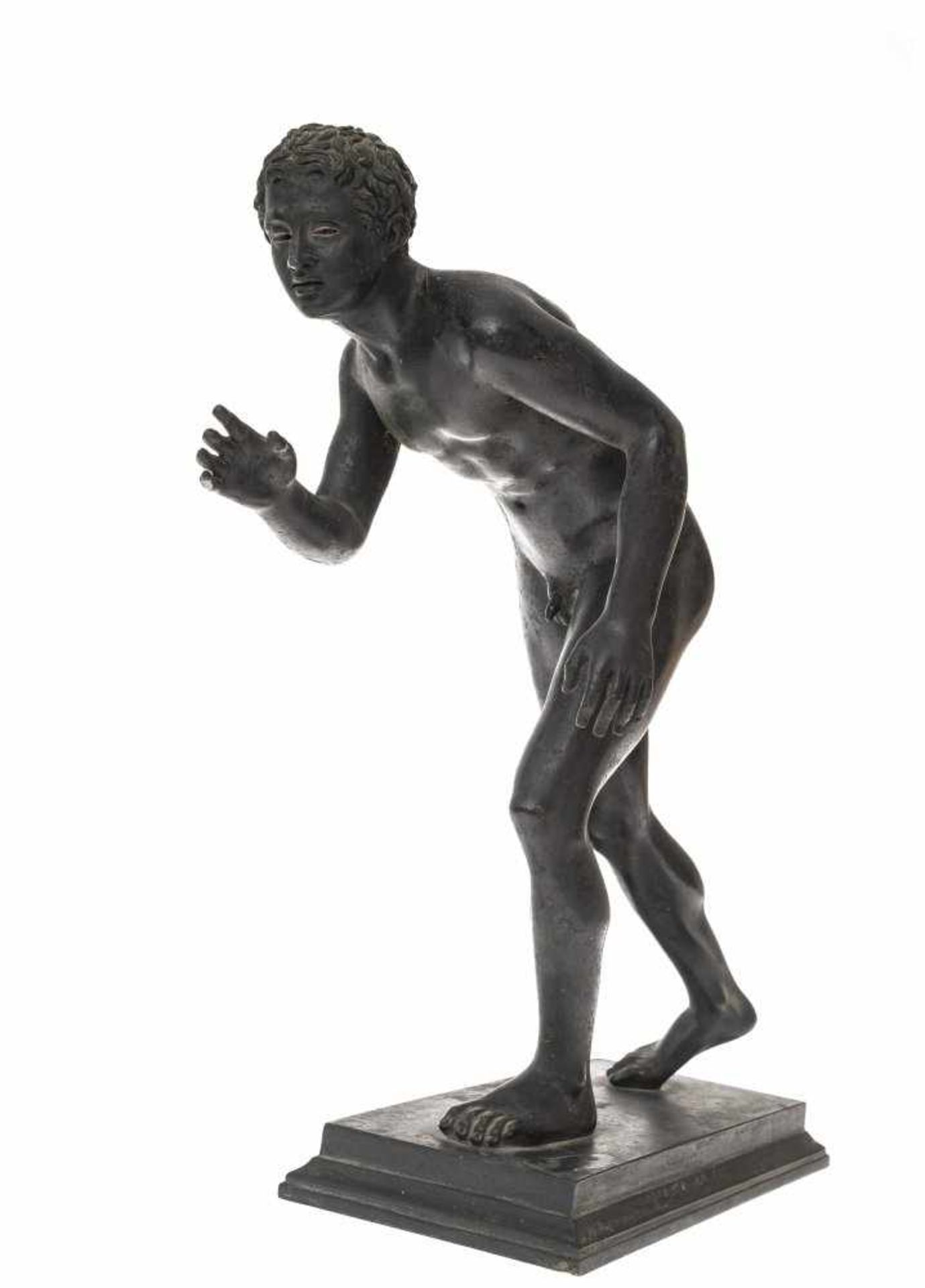 AthletDeutsch, 19. Jh. Nach dem antiken Vorbild im Museum in Neapel. Bronze, geschwärzt. H. 28 cm.