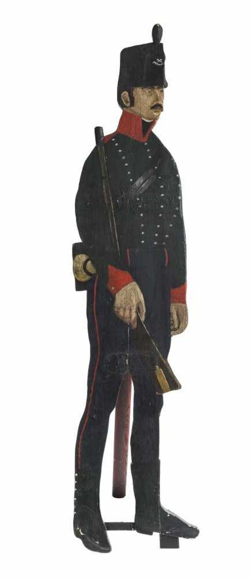 SoldatTirol, um 1850. Soldat. Stehend mit Gewehr. Holz., bemalt. H. 129 cm.