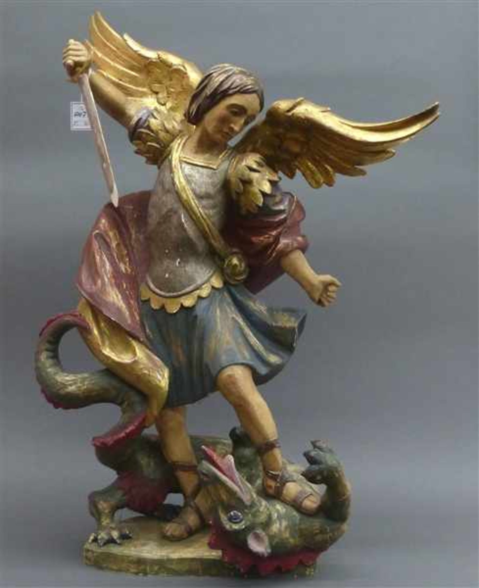 HeiligenskulpturHolz, geschnitzt, "Hl. Michael im Kampf mit dem Drachen", gefasst, teilvergoldet,