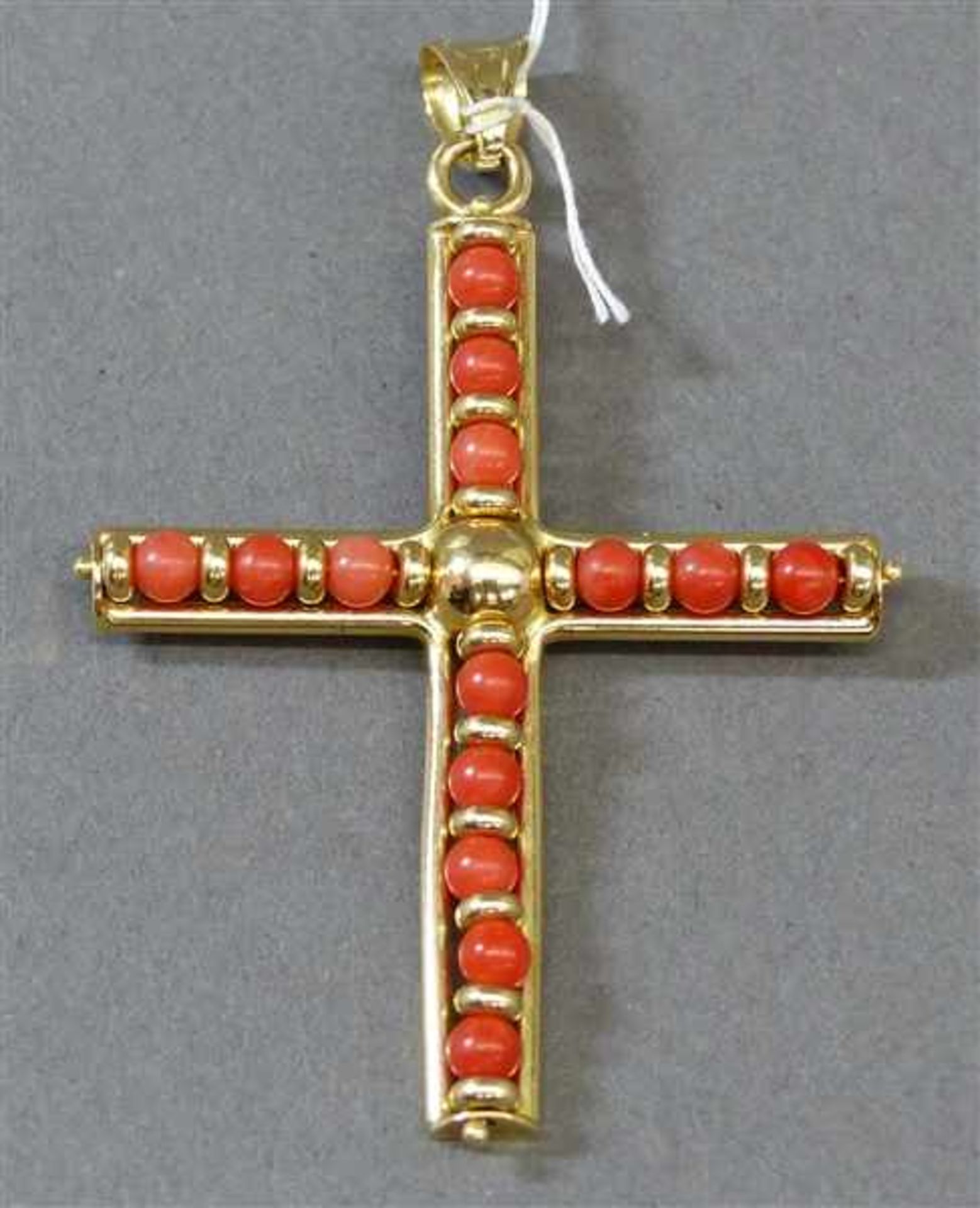 Anhänger14 kt. Gelbgold, "Kreuz", mit 14 Korallperlchen, ca 6g, h 5,5 cm,