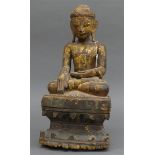 BuddhaskulpturHolz, vergoldet, Burma, 18. Jh., Shan-Periode, Buddha sitzt in Bhumisparsha-Geste