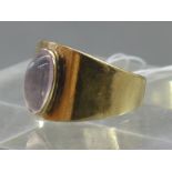 Damenring14 kt. Gelbgold, 1 Amethystcabochon, 70er Jahre, ca 4g, RM 56,