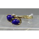 Damenring14 kt. 2 Lapislazulicabochons, Krampenfassung, ca 4g, RM 52,5