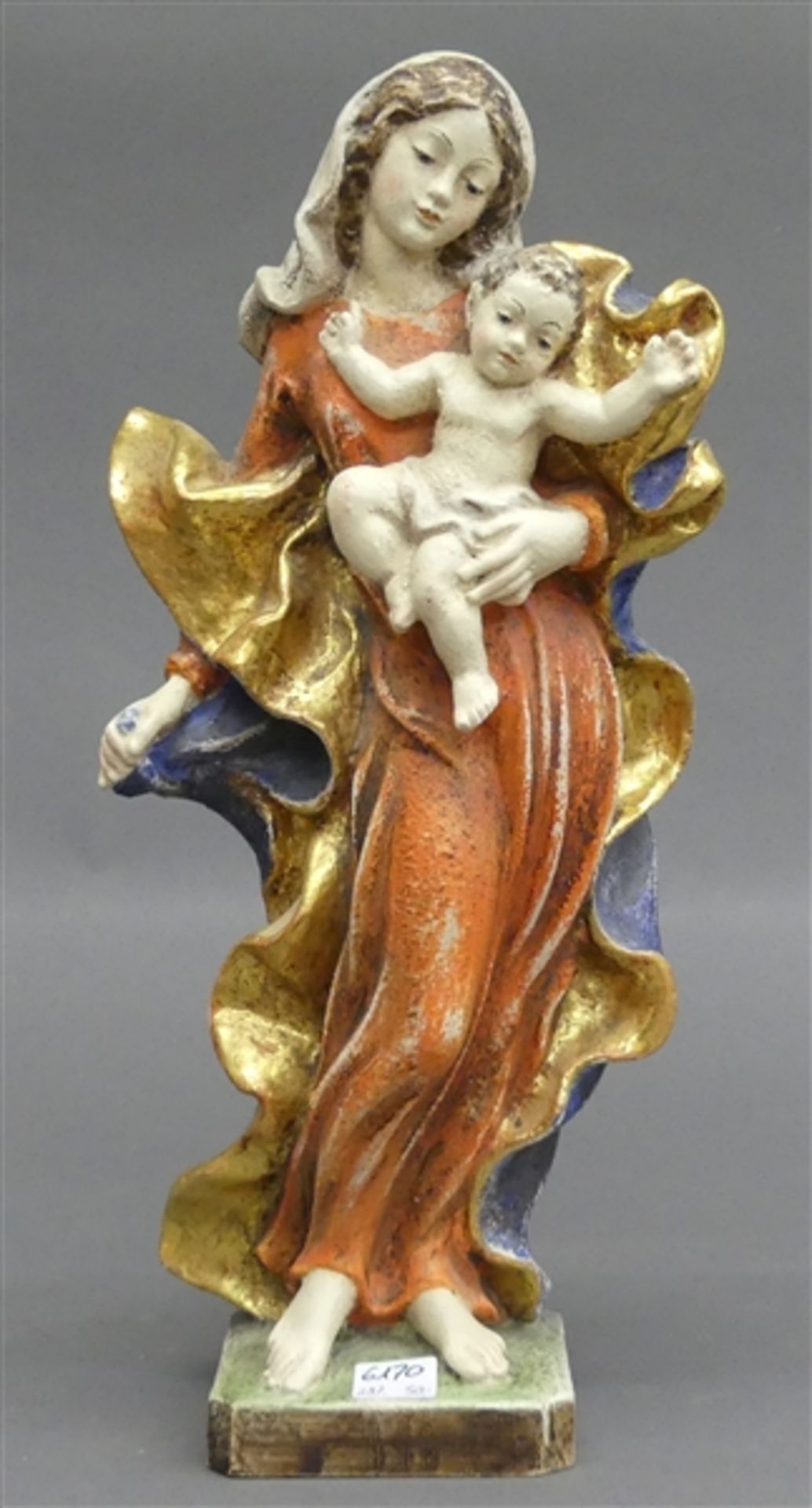 HolzskulpturZigeunermadonna mit Jesuskind, gefasst, 20. Jh., h 38 cm,