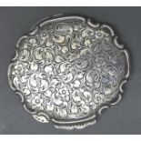 PuderdoseSilber, punziert, florale Gravur, Österreich, um 1920, 9x8 cm,- - -20.00 % buyer's