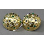Paar Ohrclipse 925er Silber, vergoldet, Halbkugeln, verschiedenfarbige Glassteinchen, ca 20g, d 2,