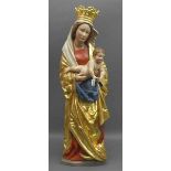 ReliefskulpturHolz, gefasst, bekrönte Madonna mit Jesuskind, Oberammergau, 20. Jh., h 85 cm,- - -