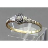 Damenring, um 188014 kt. Gelbgold, 1 Brillant ca 0,15 ct., weiß, si, ca 2g, RM 66,- - -20.00 %