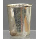 Becher925 Silber, mit Gravur, "Golfclub Beuerberg 2010", ca. 37 g schwer, h 6 cm,- - -20.00 %