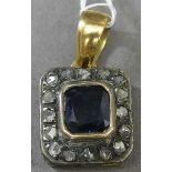 Anhänger, um 190014 kt. Gelbgold und Silber, 1 Saphir ca. 0,90 ct., Kranz mit 16 kl. Diamantrosen,