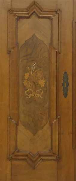 Dielenschrank frühes 18. Jh., Eiche mit Nussbaum, floral intarsiert, Kassettenfüllungen, - Image 2 of 2