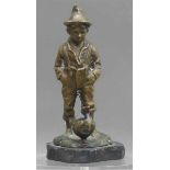 BronzeskulpturGänsehüter mit Gans, auf Marmorsockel, um 1940, h 12 cm,- - -20.00 % buyer's premium