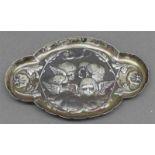 ZierschälchenSilber, England, punziert, Reliefdekor mit Putti, oval, ca 40g, b 12 cm,- - -20.00 %