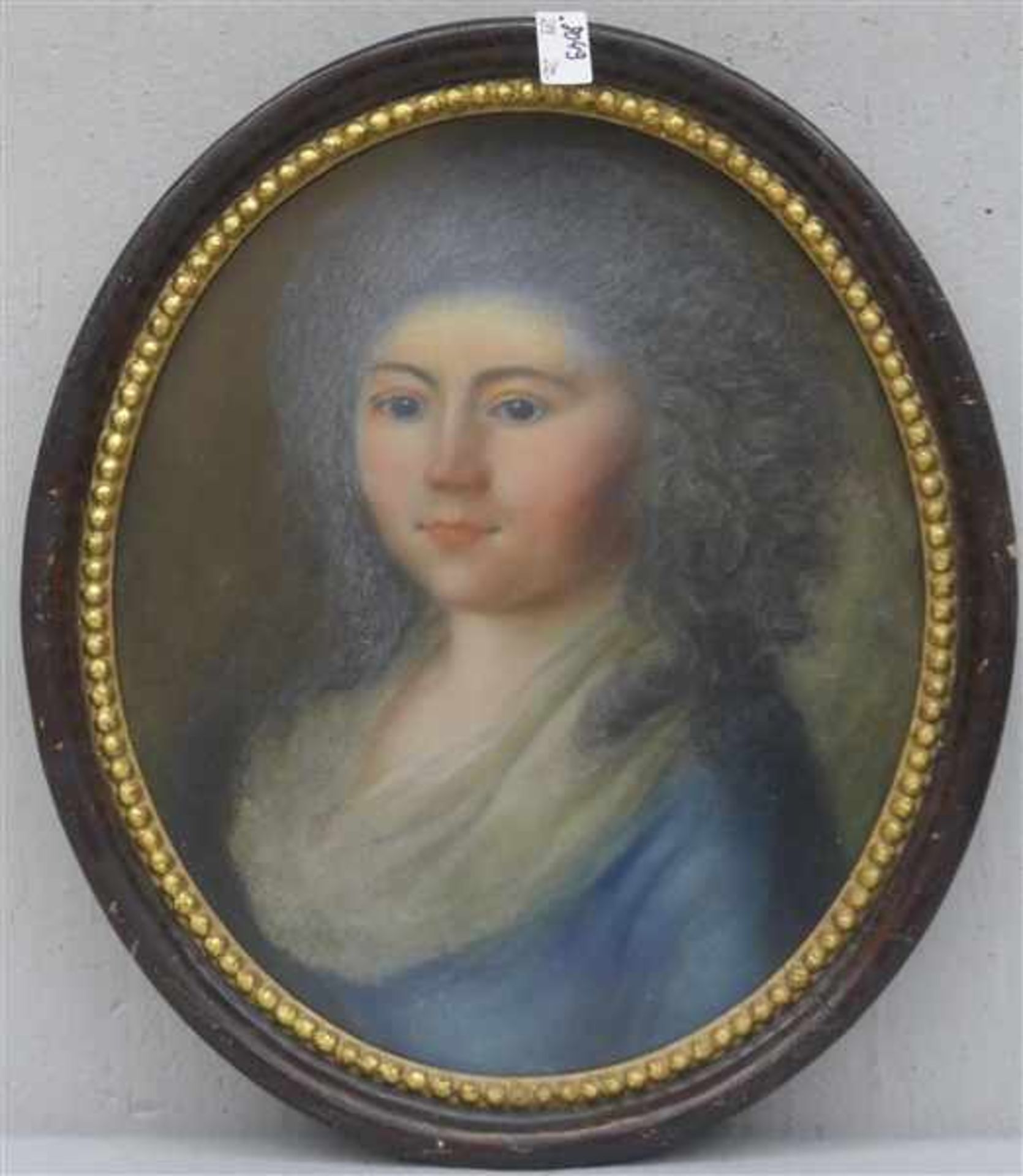 Porträt, um 1800Pastell und Mischtechnik, junge Dame, beschädigt, oval, 33x27 cm, im Rahmen,- - -