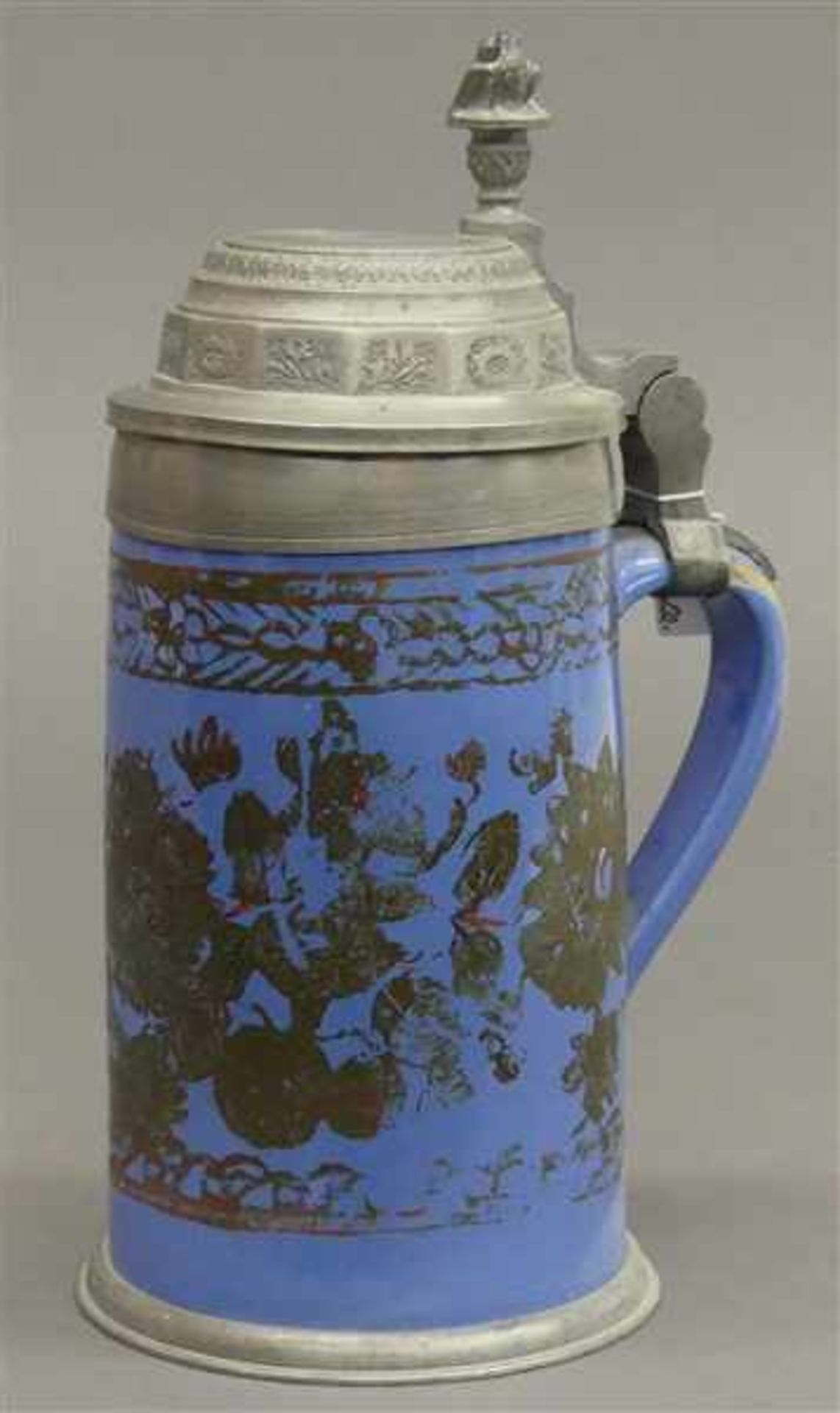 Fayencekrug, 19. Jh.blauer Fond, Goldmalerei, berieben, Zinngarnitur, h 25 cm,- - -20.00 % buyer's
