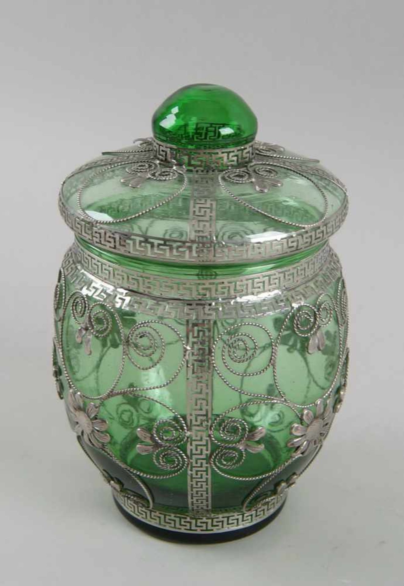 Biedermeier Deckelglas / Bonboniere mit filigraner Silbermontierung, 19. JH, H 20 xDurchmesser 13cm