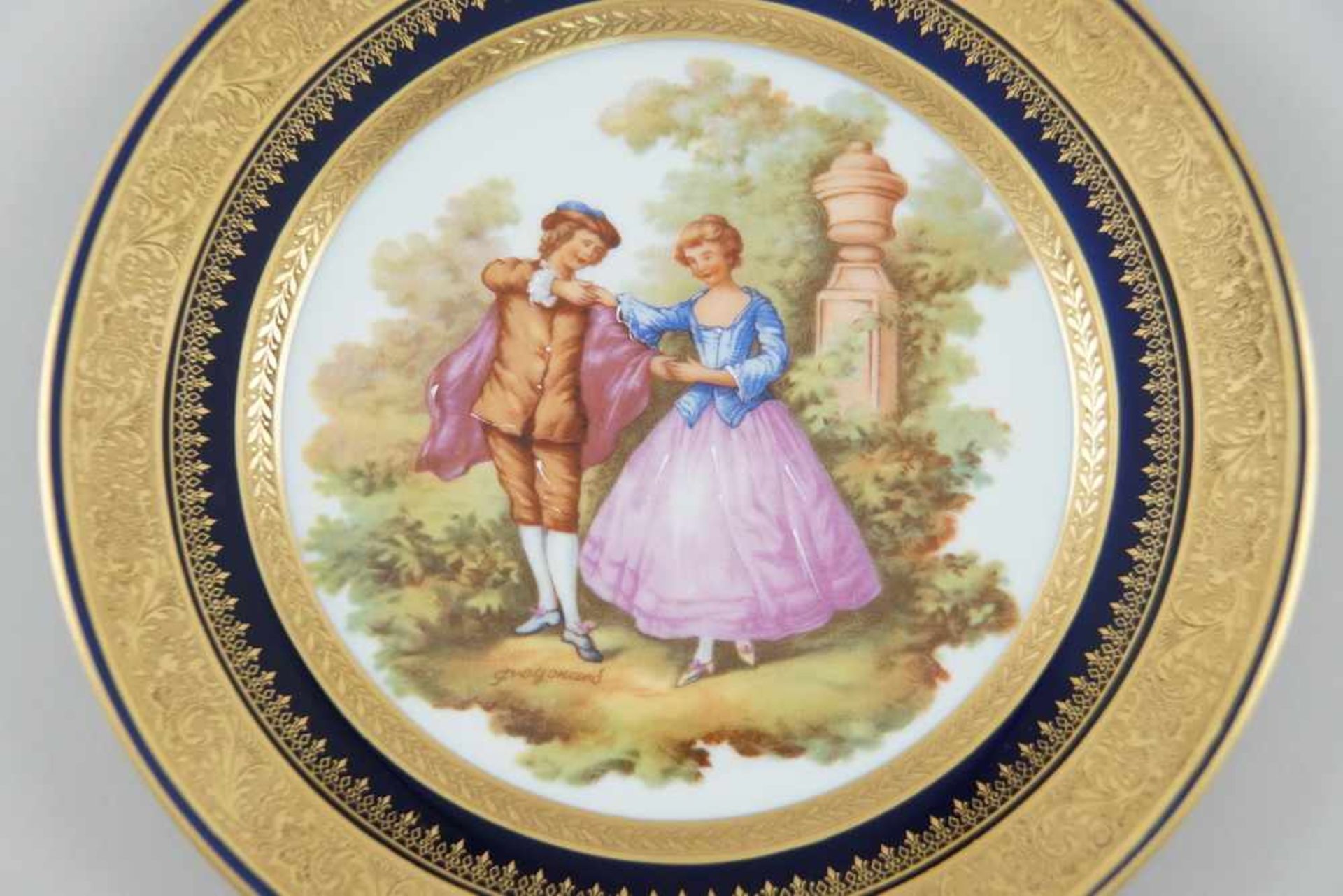 Porzellan Prunkteller, zart bemalt, Frankreich/Sevres, auf der Unterseite gemarktet,Durchmesser 23 - Bild 2 aus 6