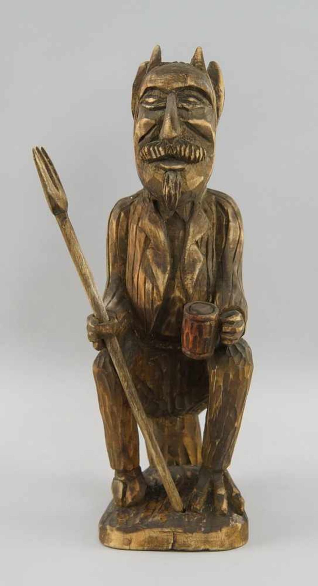 Sitzender Teufel/Kramnperl, Holz geschnitzt, H 36 cm - Bild 4 aus 4